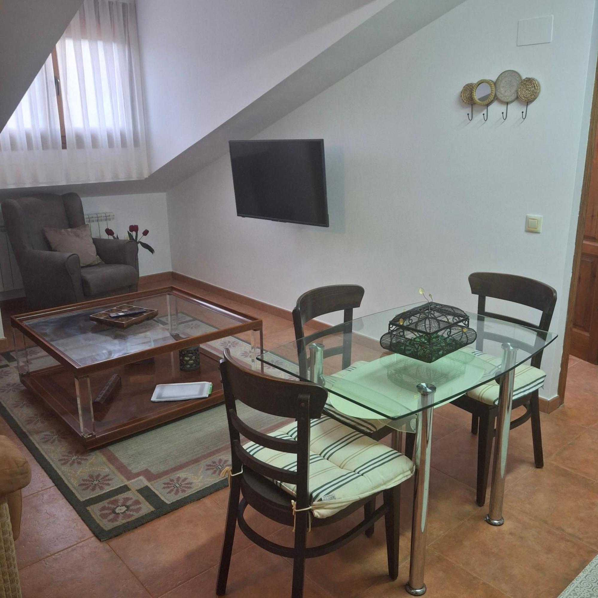 Apartamentos La Higar La Pesa Eksteriør bilde